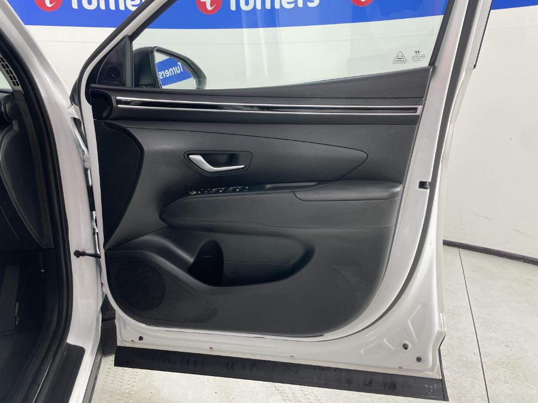 Photo '15' of Hyundai Tucson Photo '15' of Hyundai Tucson