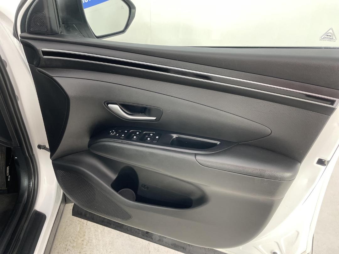 Photo '15' of Hyundai Tucson Photo '15' of Hyundai Tucson