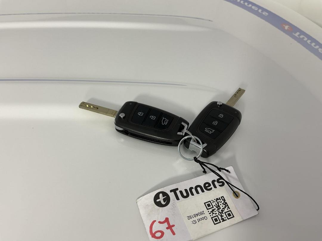 Photo '22' of Hyundai Tucson