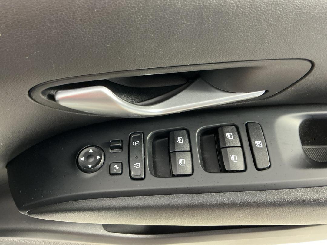 Photo '23' of Hyundai Tucson