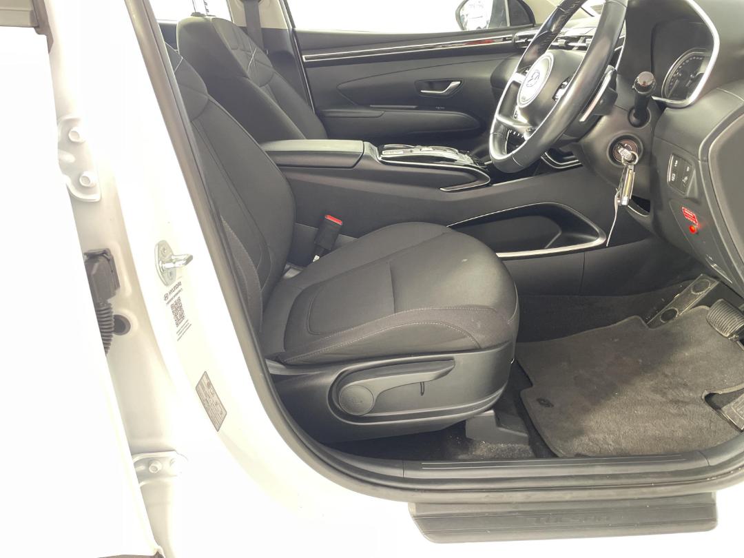 Photo '16' of Hyundai Tucson Photo '16' of Hyundai Tucson