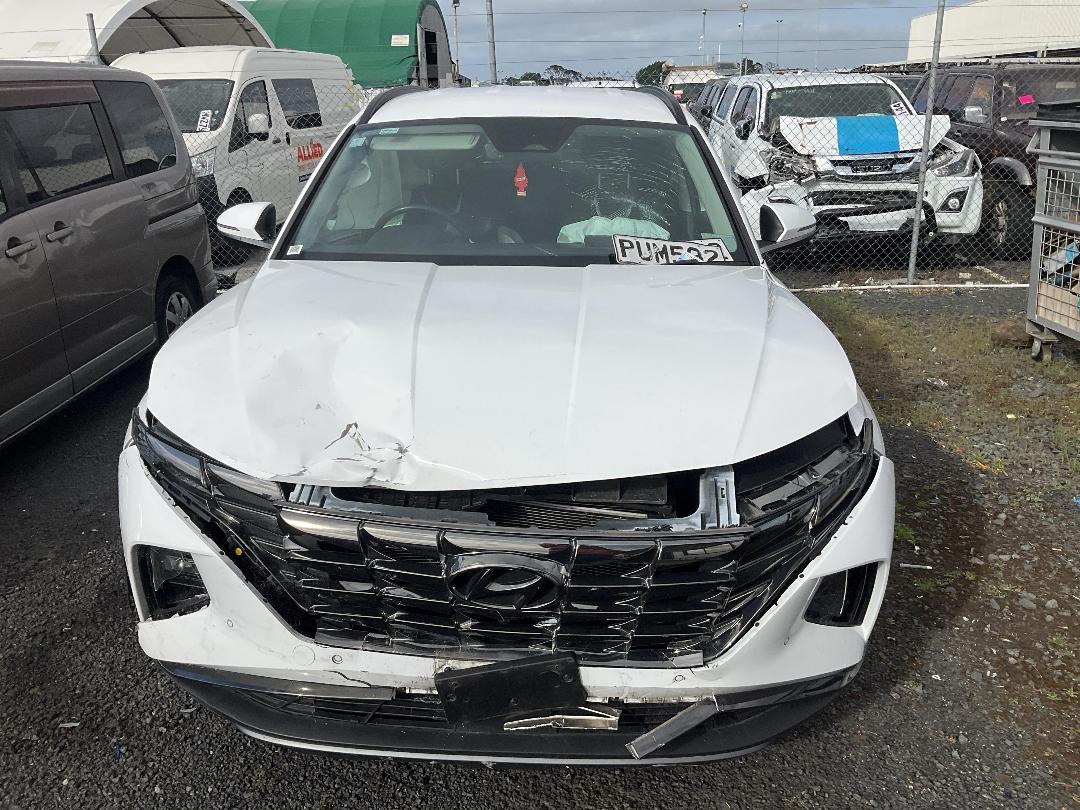 Photo '3' of Hyundai Tucson 2.0 Elite 2WD Photo '3' of Hyundai Tucson 2.0 Elite 2WD