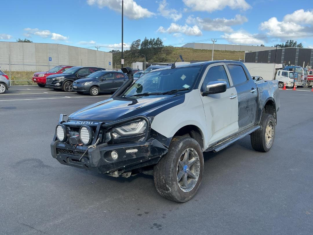 Photo '5' of Isuzu D-MAX LS Double CAB 4WD Photo '5' of Isuzu D-MAX LS Double CAB 4WD
