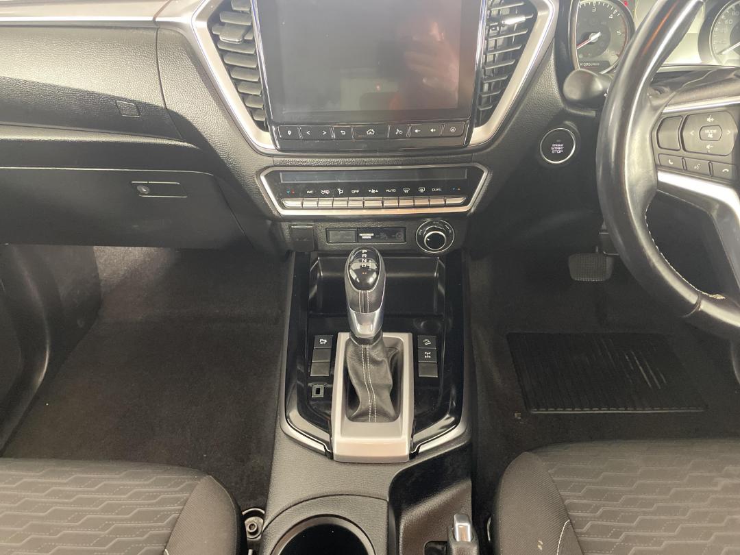 Photo '18' of Isuzu D-MAX