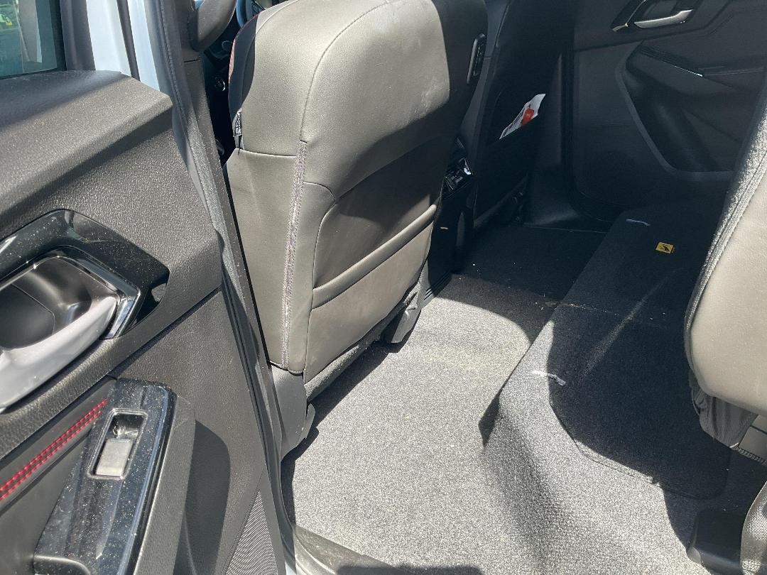 Photo '10' of Isuzu D-MAX X-Terrain Double CAB