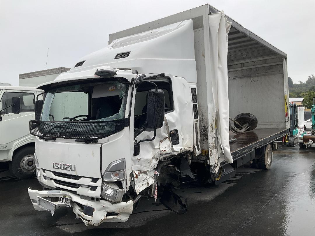 Photo '6' of Isuzu F Series FRR600L AUTO Curtainsider