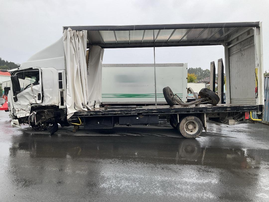 Photo '5' of Isuzu F Series FRR600L AUTO Curtainsider