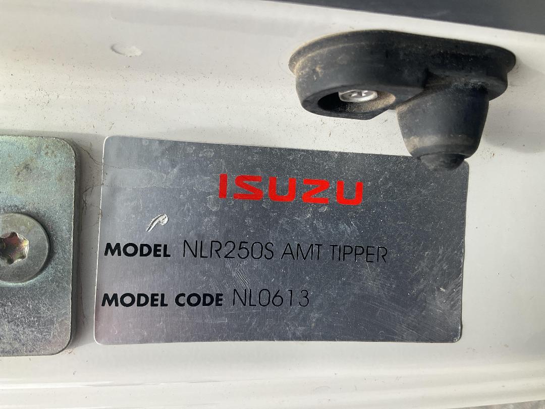Photo '35' of Isuzu N Series NLRS250S AMT NL0613 Tipper