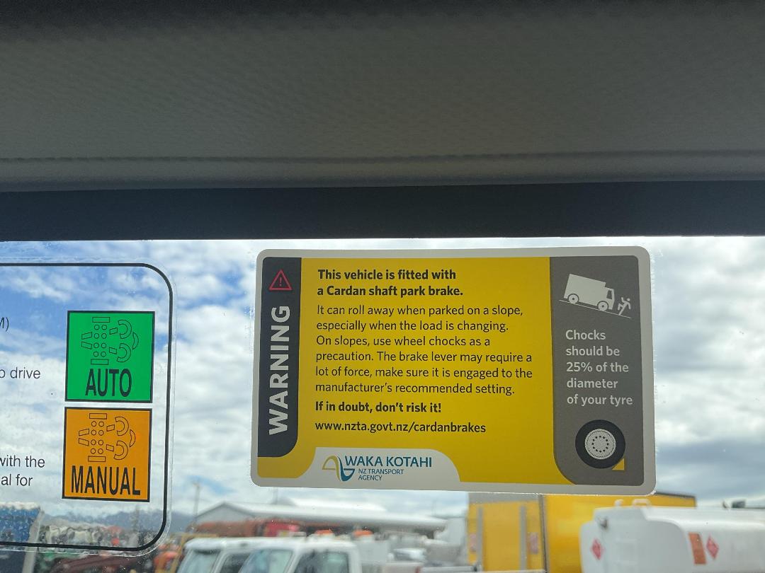 Photo '39' of Isuzu N Series NLRS250S AMT NL0613 Tipper