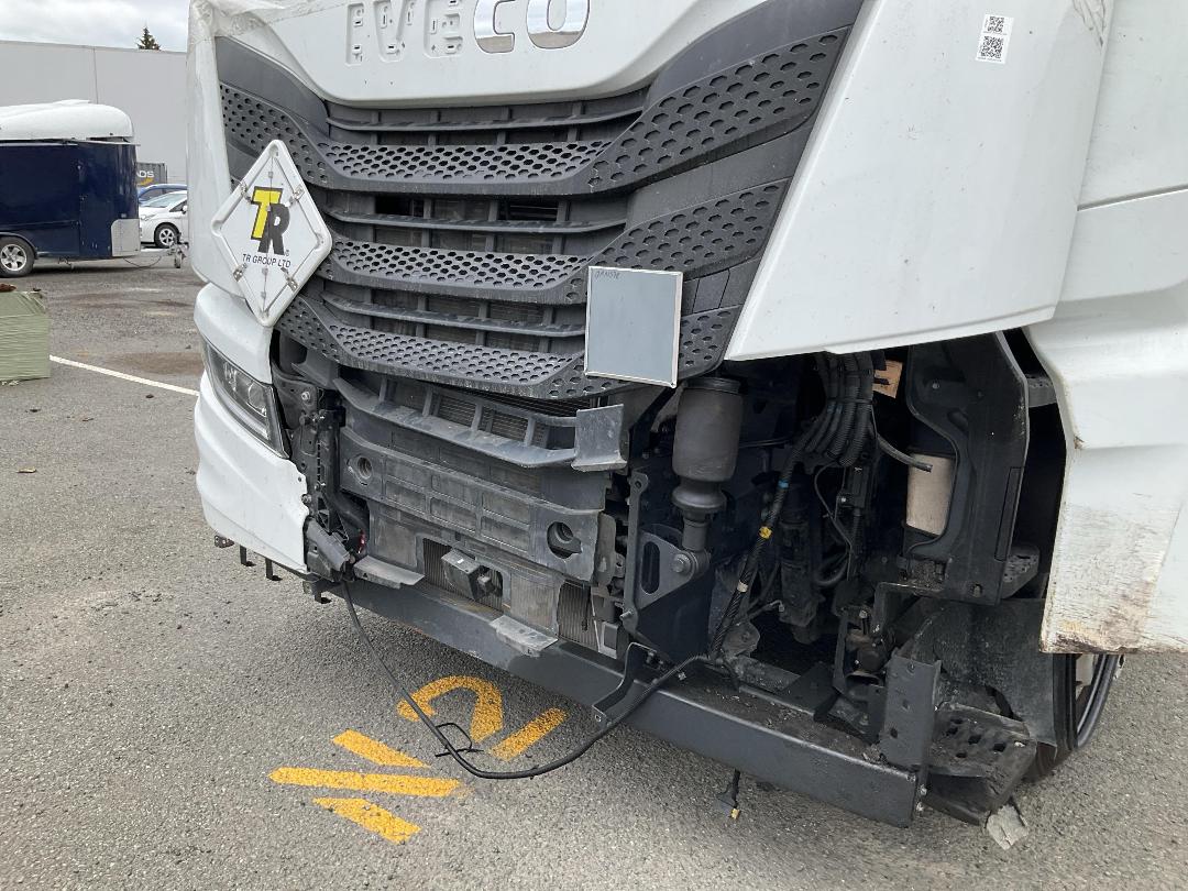 Photo '9' of Iveco S-WAY AS5764 Tractor