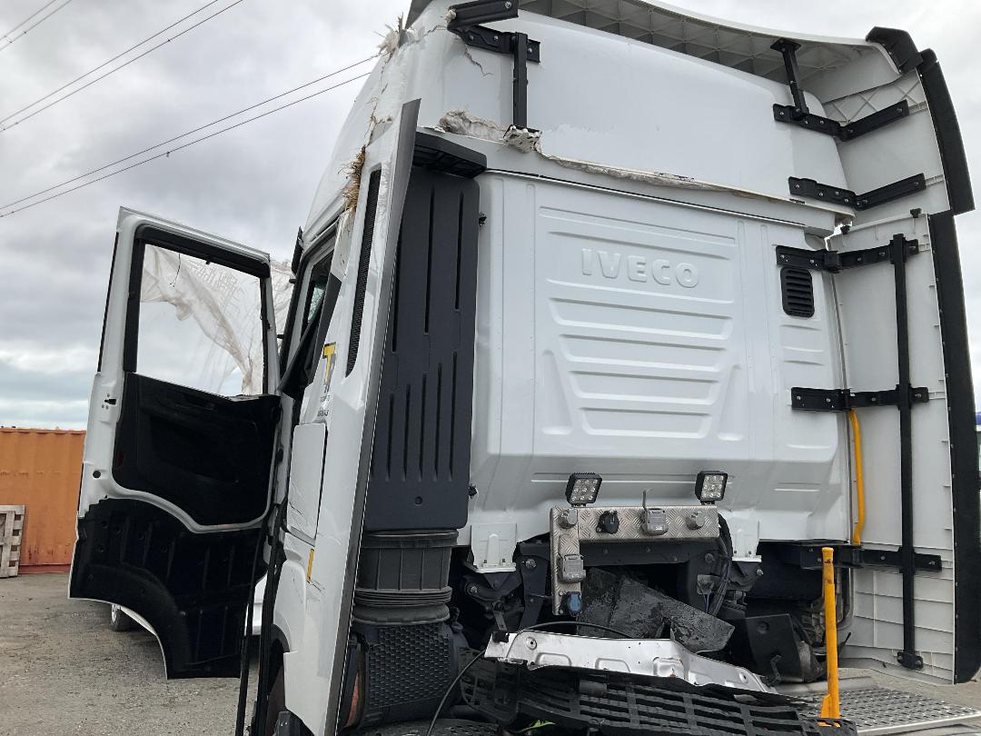 Photo '10' of Iveco S-WAY AS5764 Tractor