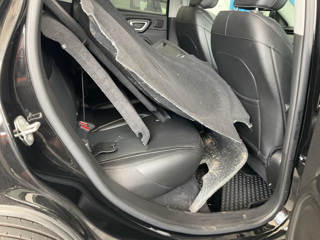 Damaged Jeep Compass S/Limited Phev 2023 in Wiri at Turners Damaged