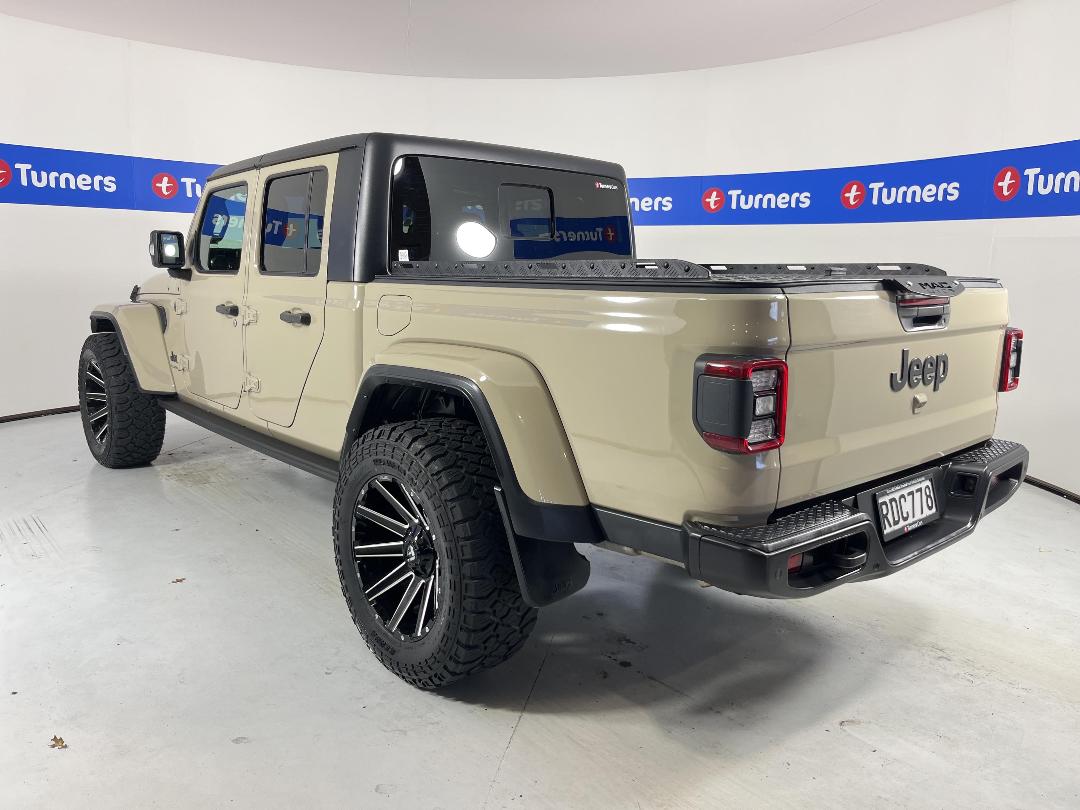 Photo '5' of Jeep Gladiator Photo '5' of Jeep Gladiator