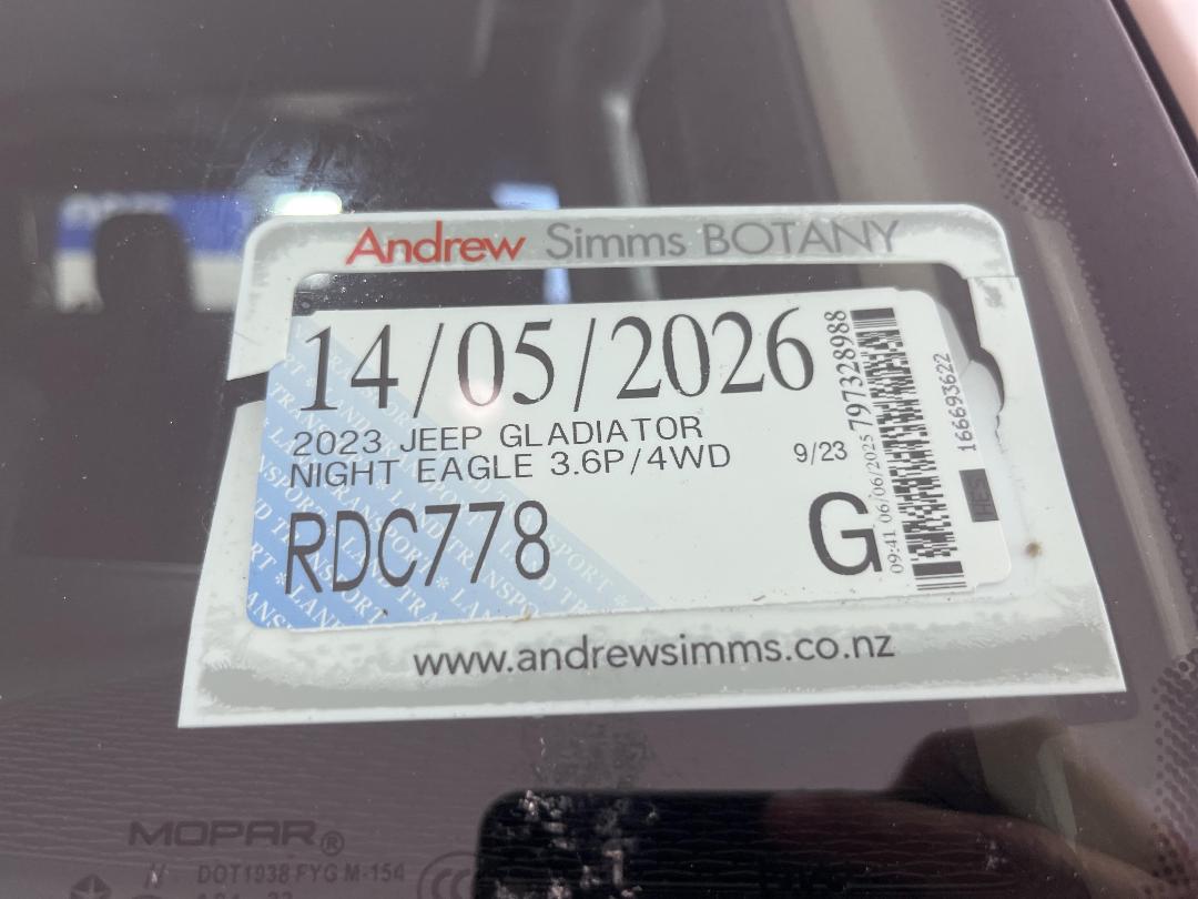 Photo '35' of Jeep Gladiator Photo '35' of Jeep Gladiator