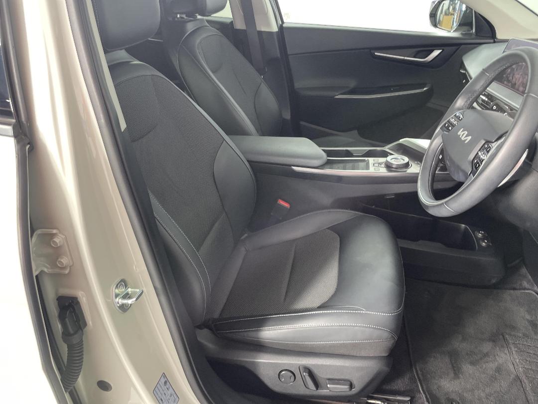 Photo '16' of KIA EV6