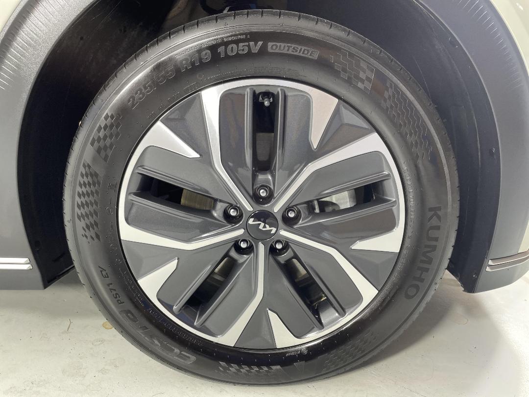 Photo '9' of KIA EV6 Photo '9' of KIA EV6