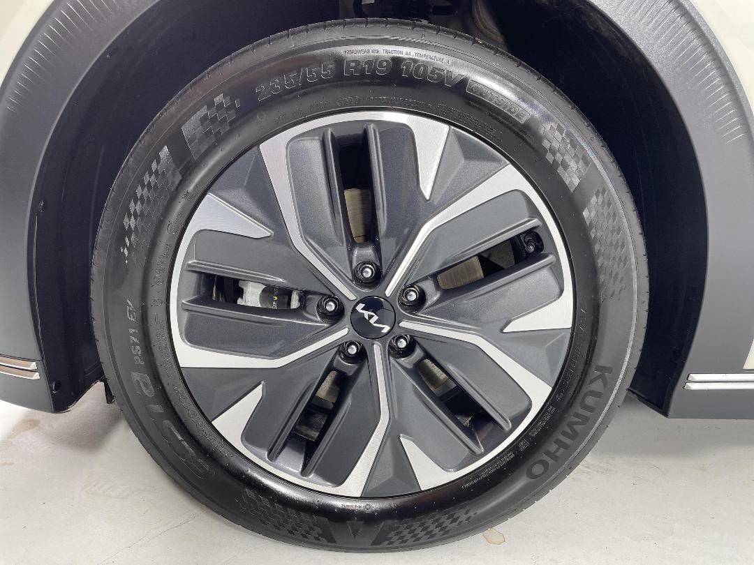 Photo '10' of KIA EV6 Photo '10' of KIA EV6