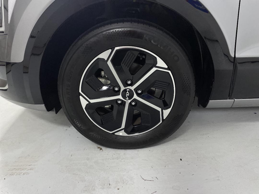 Photo '10' of KIA Niro Photo '10' of KIA Niro