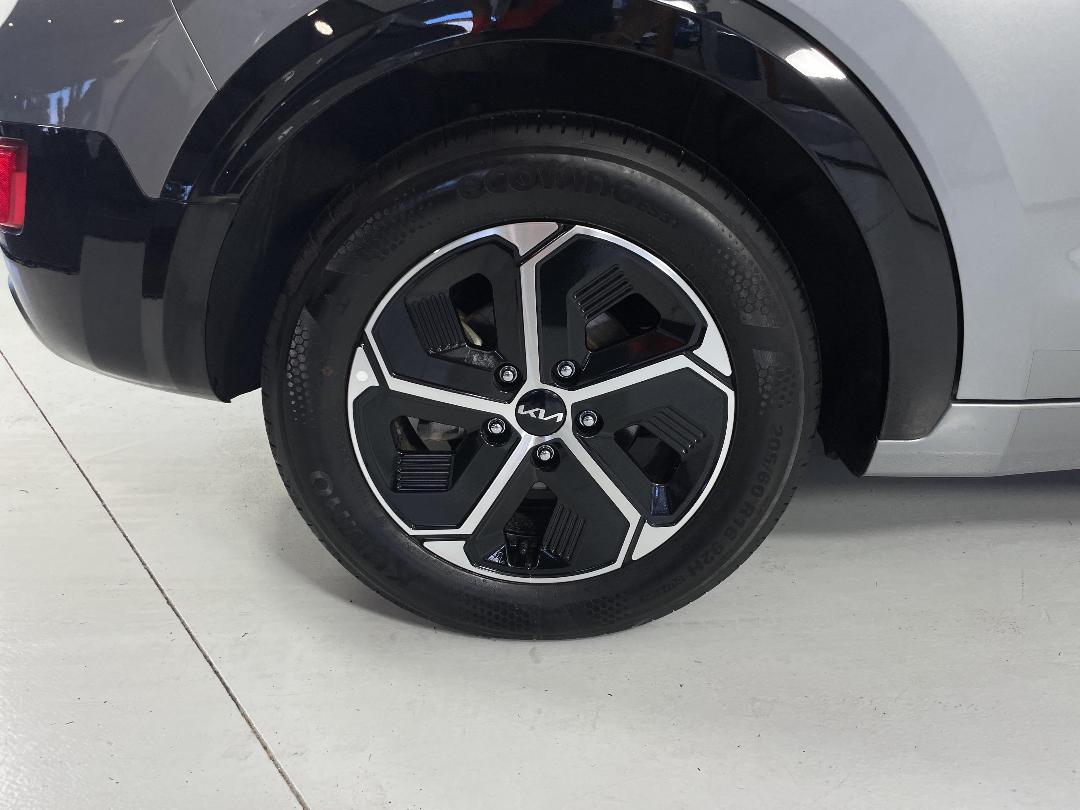 Photo '12' of KIA Niro Photo '12' of KIA Niro