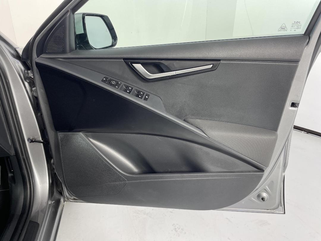 Photo '15' of KIA Niro Photo '15' of KIA Niro