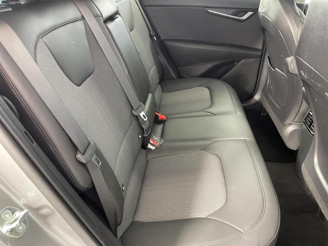 Photo '20' of KIA Niro Photo '20' of KIA Niro