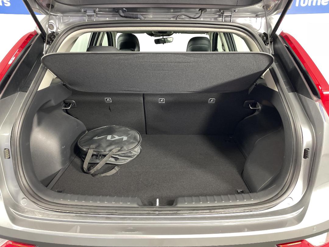 Photo '14' of KIA Niro Photo '14' of KIA Niro