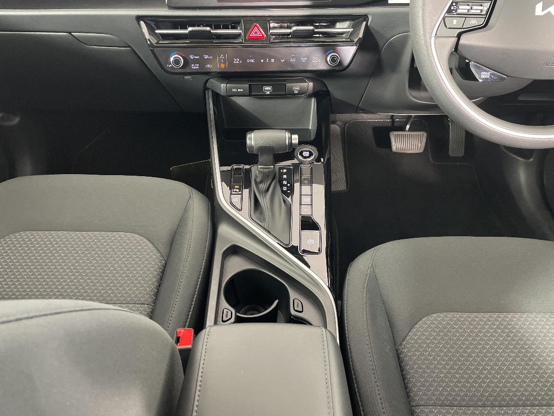 Photo '18' of KIA Niro Photo '18' of KIA Niro