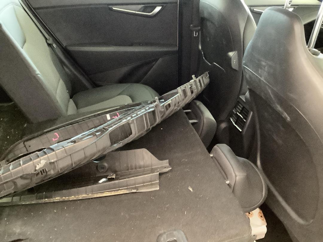 Photo '9' of KIA Niro Earth