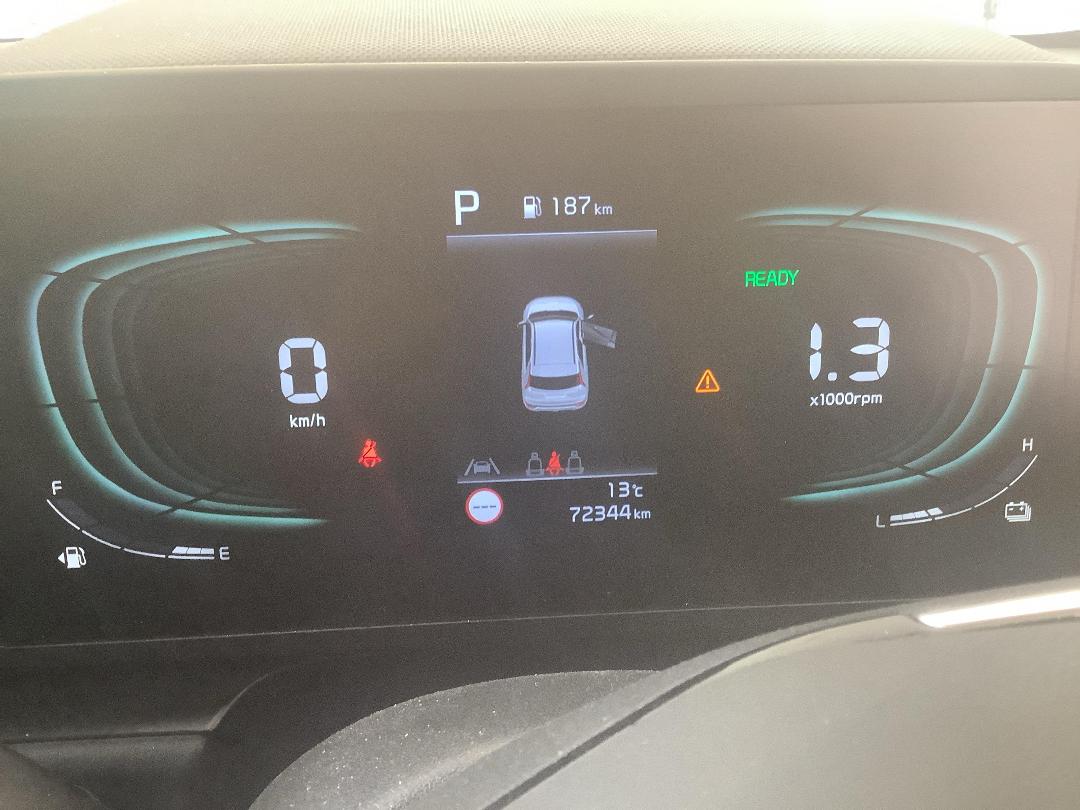 Photo '14' of KIA Niro Earth