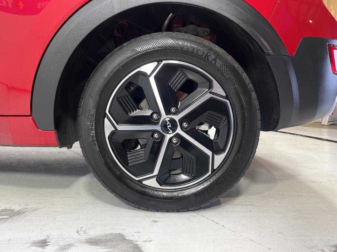 Photo '11' of KIA Niro