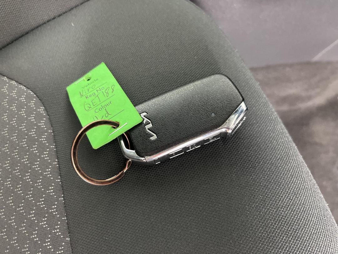 Photo '22' of KIA Niro