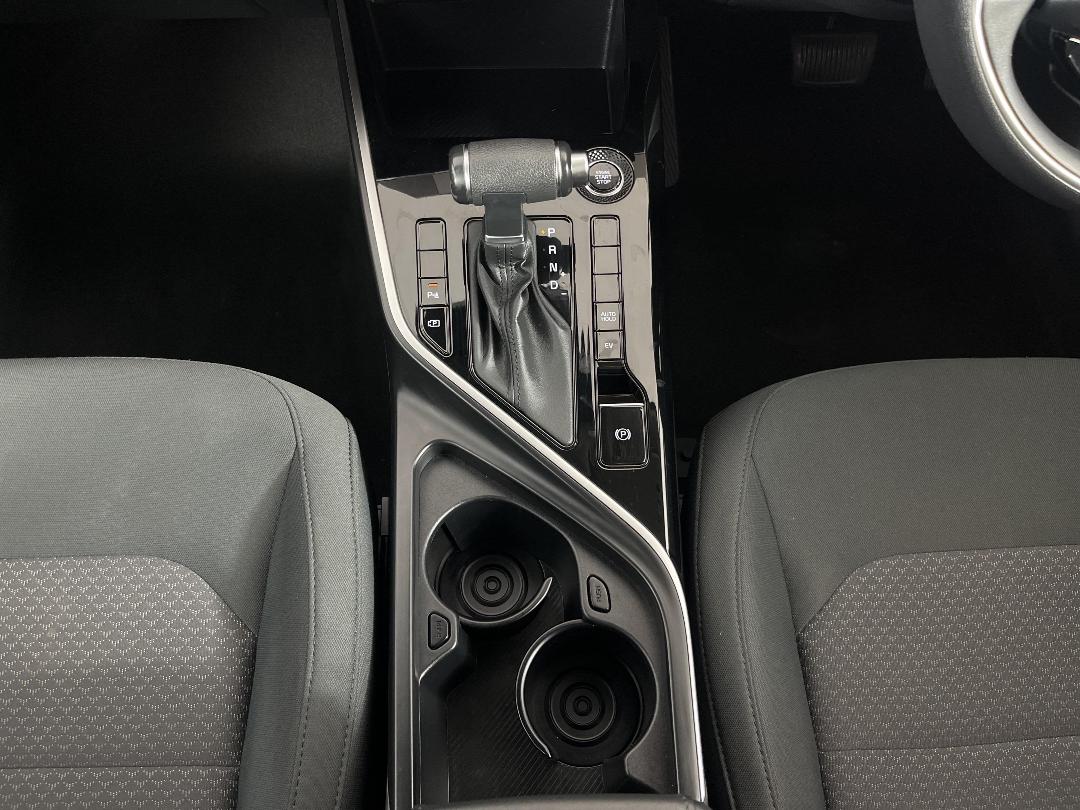 Photo '18' of KIA Niro