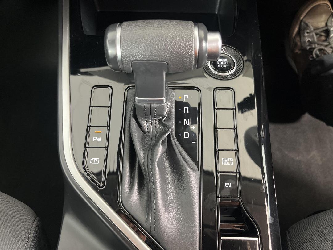 Photo '30' of KIA Niro