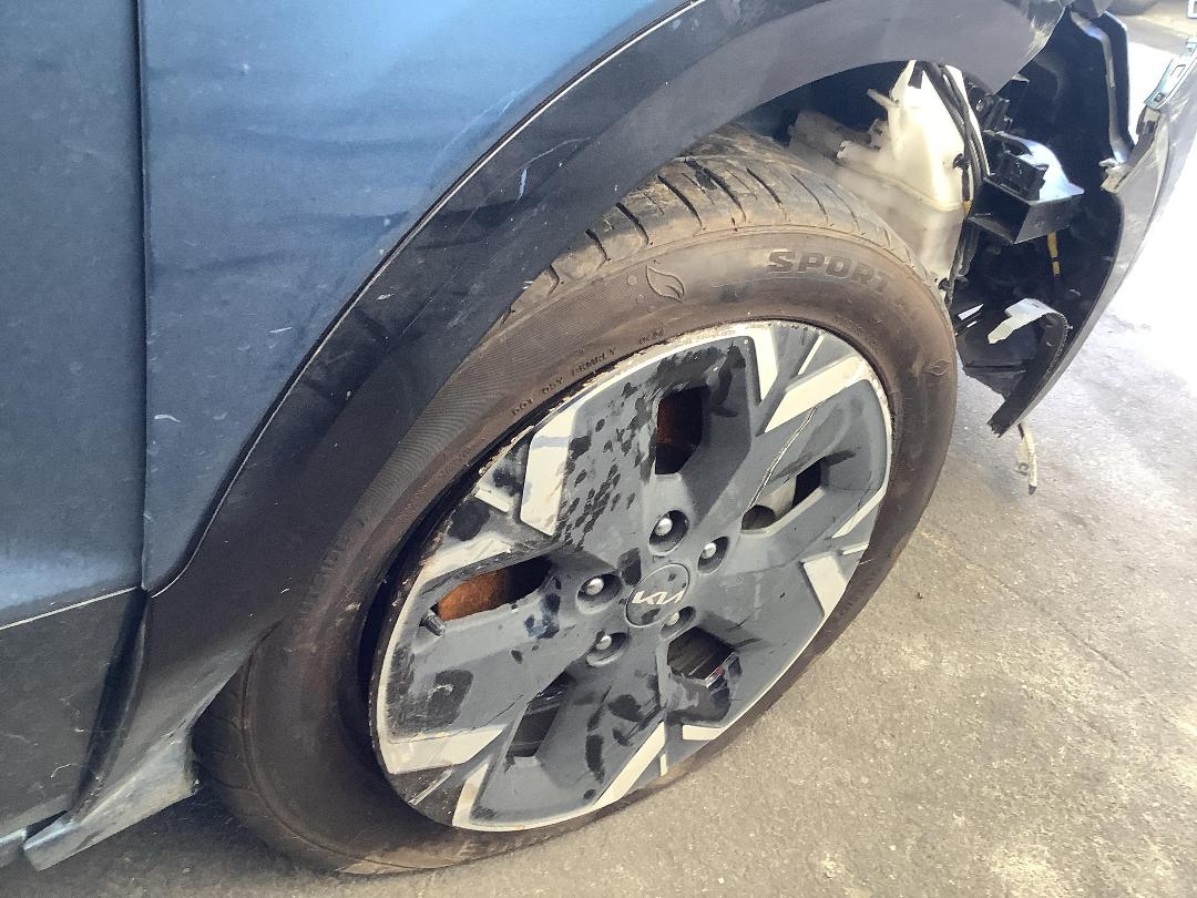 Photo '3' of KIA Niro EV Water 460