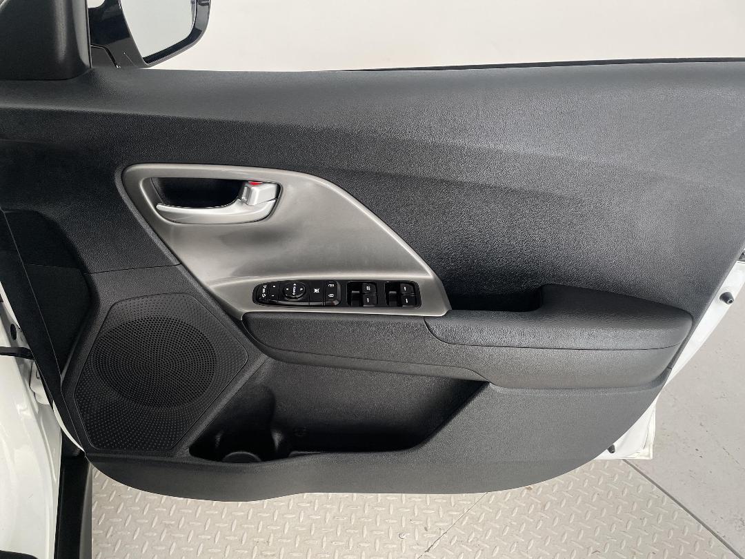 Photo '15' of KIA Niro Plus Photo '15' of KIA Niro Plus