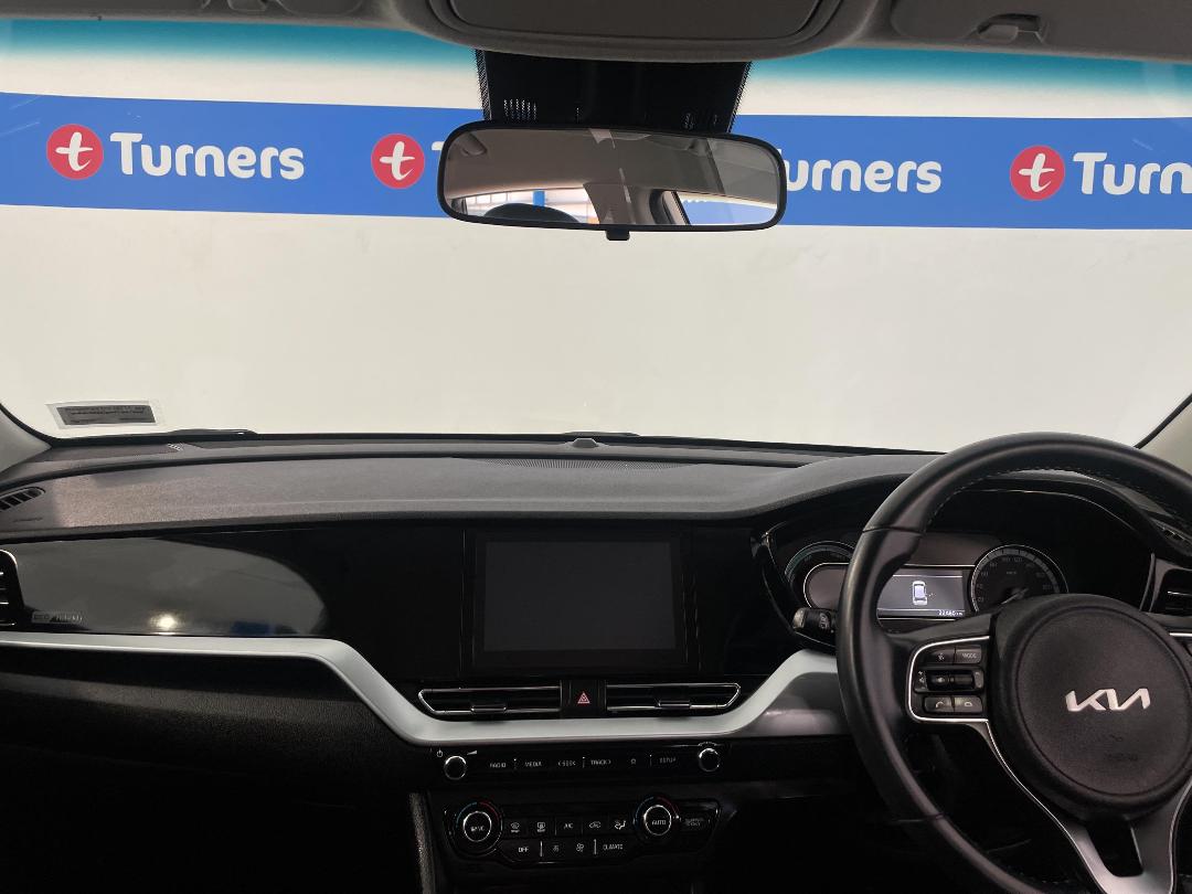 Photo '17' of KIA Niro Plus Photo '17' of KIA Niro Plus