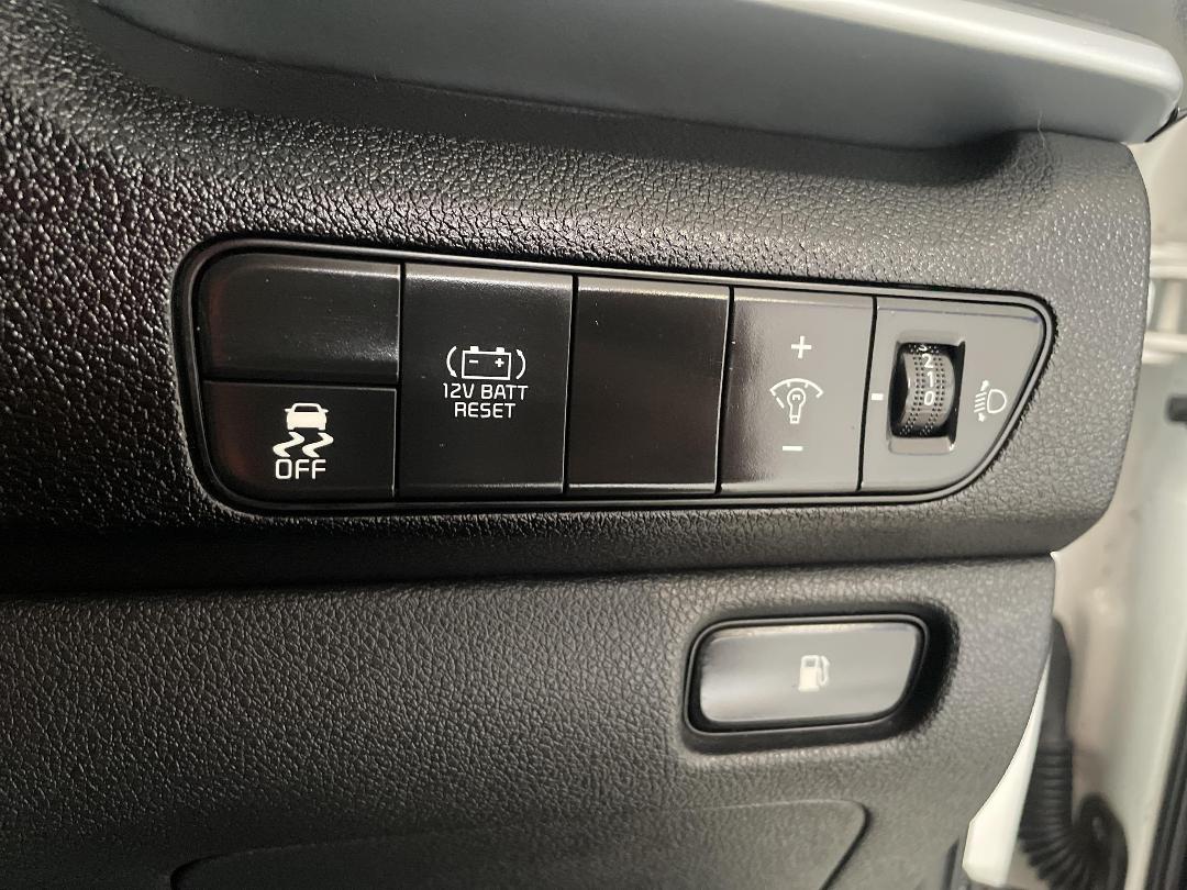 Photo '24' of KIA Niro Plus Photo '24' of KIA Niro Plus