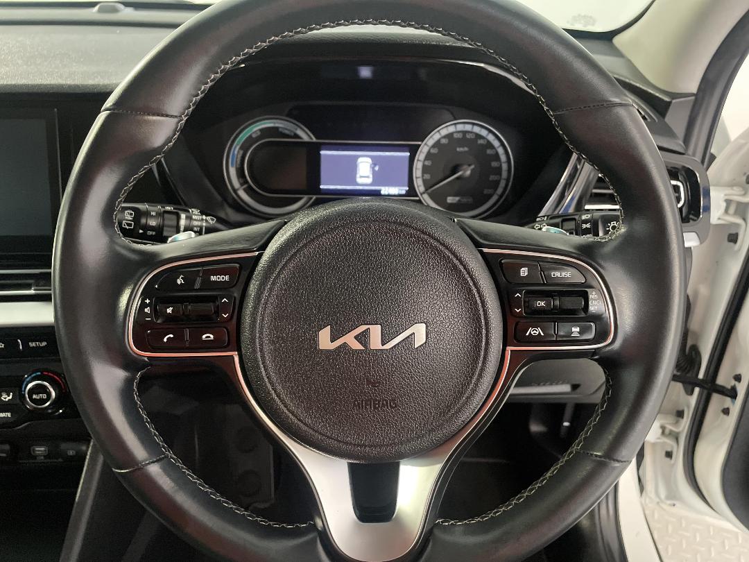 Photo '27' of KIA Niro Plus Photo '27' of KIA Niro Plus