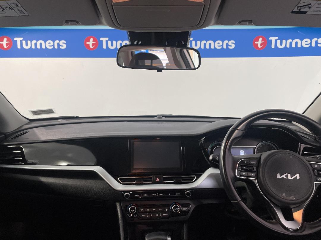 Photo '17' of KIA Niro Plus Photo '17' of KIA Niro Plus