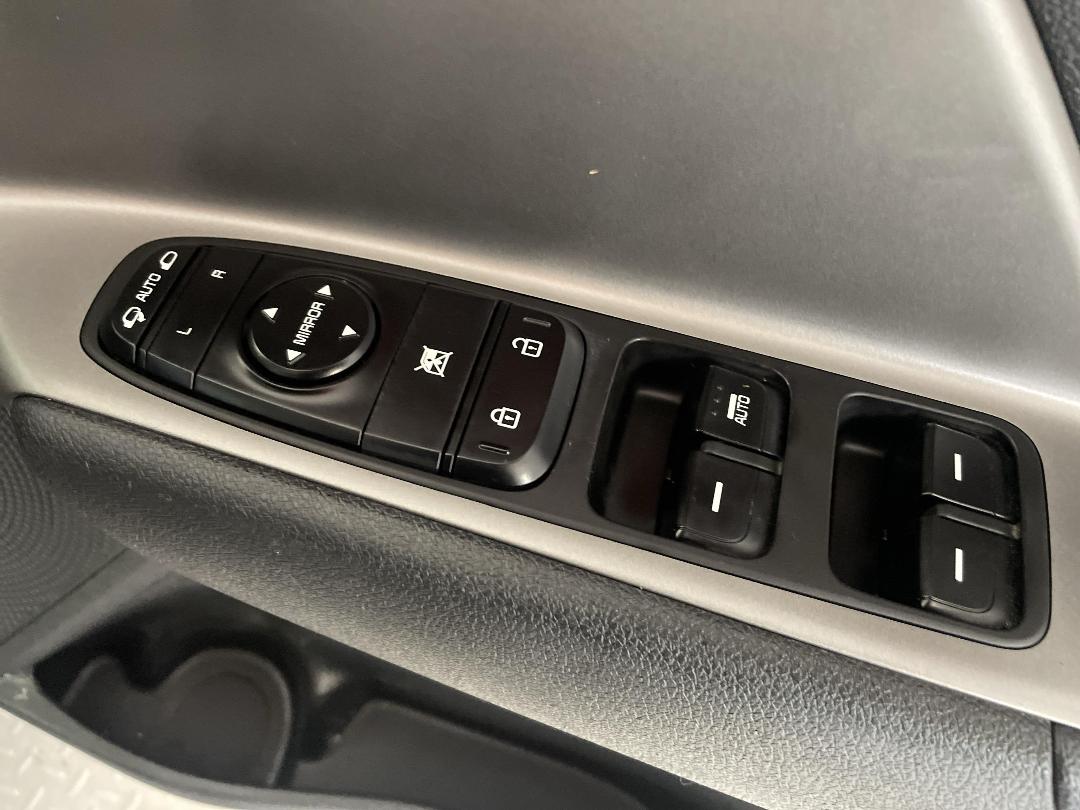 Photo '23' of KIA Niro Plus Photo '23' of KIA Niro Plus