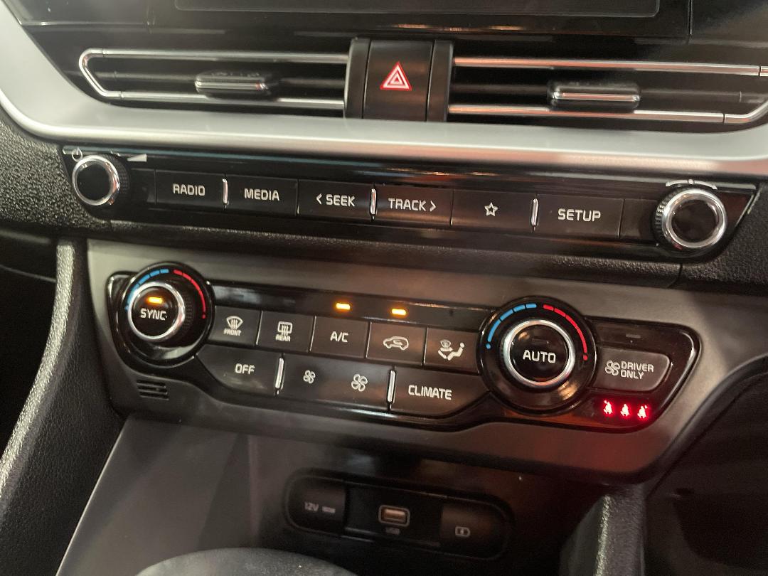 Photo '30' of KIA Niro Plus Photo '30' of KIA Niro Plus