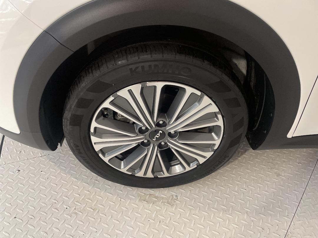 Photo '10' of KIA Niro Plus Photo '10' of KIA Niro Plus