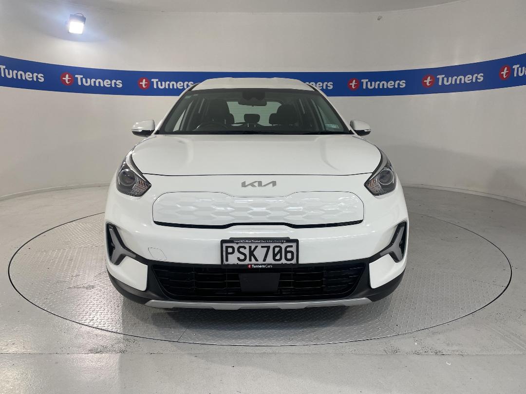 Photo '2' of KIA Niro Plus Photo '2' of KIA Niro Plus