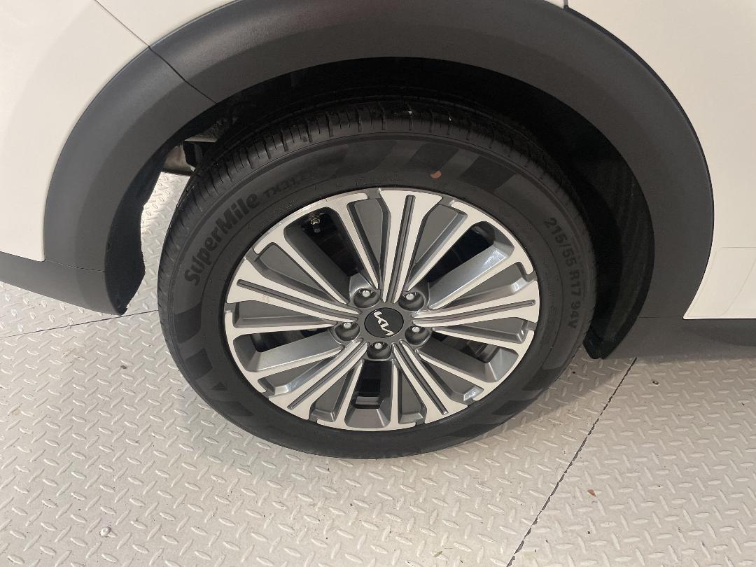 Photo '12' of KIA Niro Plus Photo '12' of KIA Niro Plus