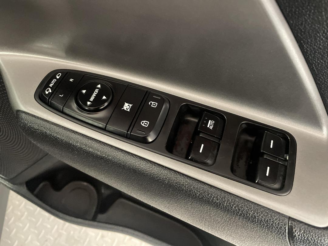 Photo '23' of KIA Niro Plus Photo '23' of KIA Niro Plus