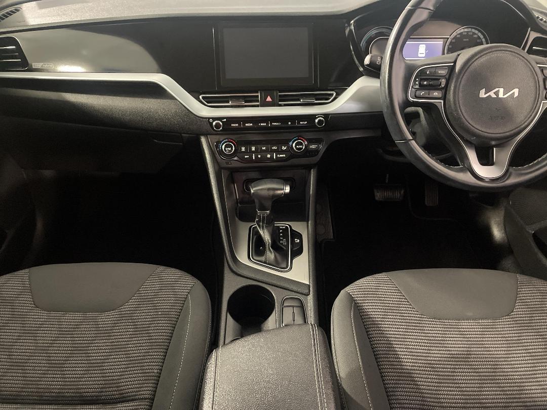 Photo '18' of KIA Niro Plus Photo '18' of KIA Niro Plus