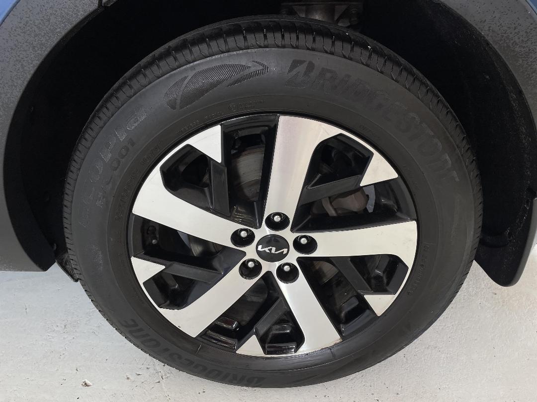 Photo '11' of KIA Sorento