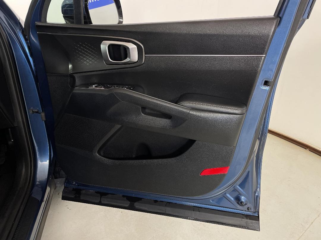 Photo '15' of KIA Sorento