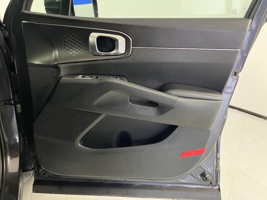 Photo '15' of KIA Sorento