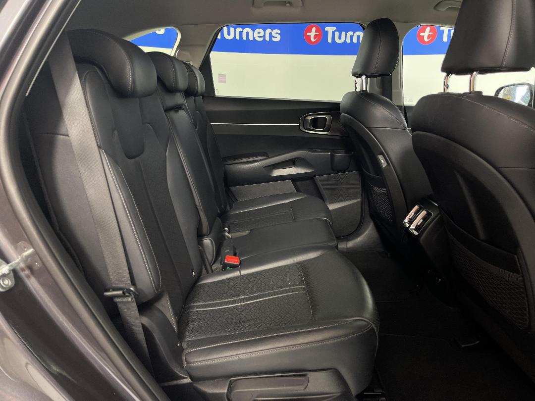 Photo '20' of KIA Sorento